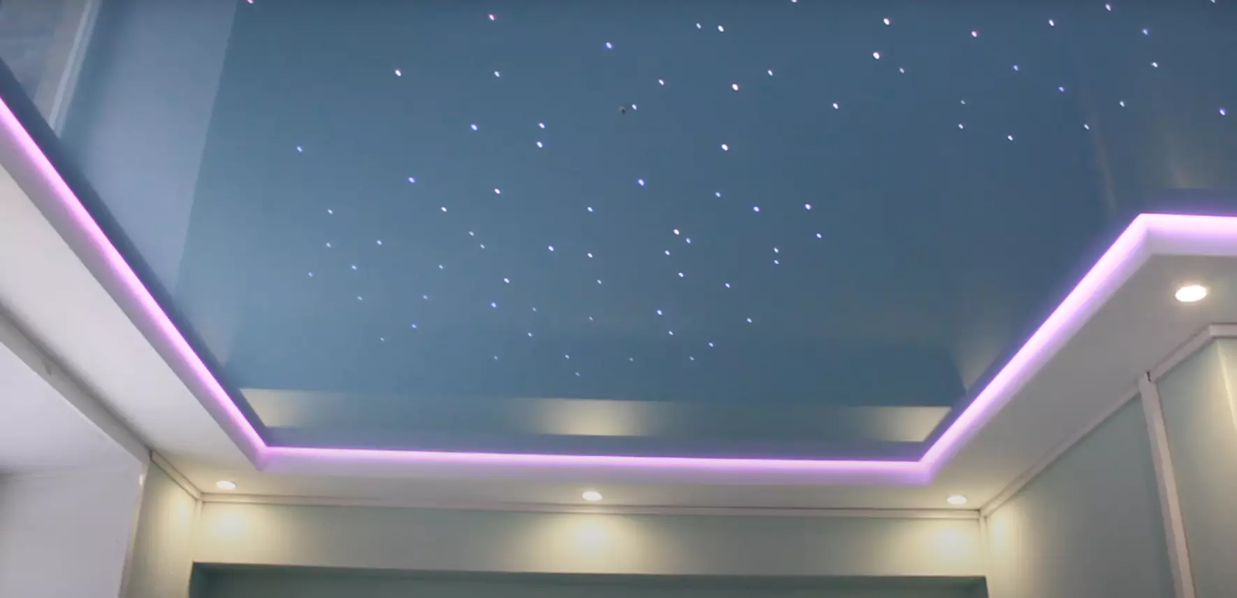 Волжский, Мира, 142, фото 1